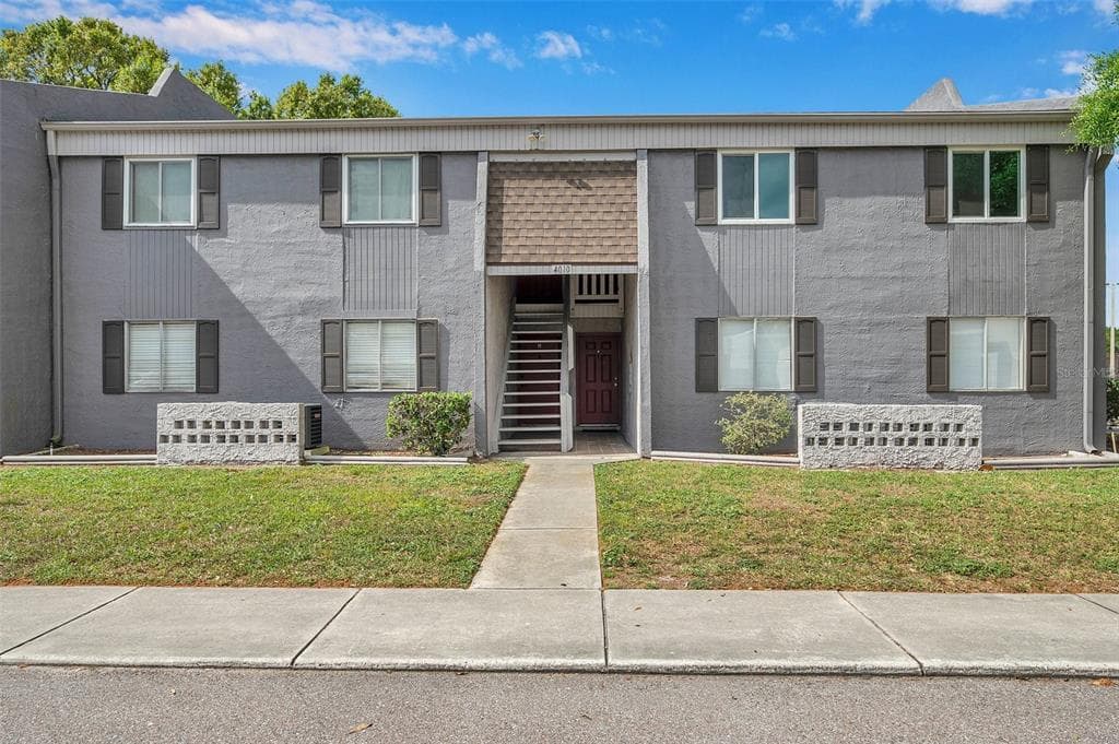 4010 CORTEZ DRIVE UNIT D TAMPA, FL 33614
