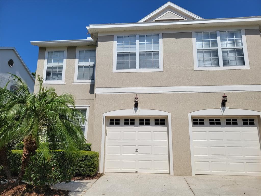 635 VALLANCE WAY NE ST PETERSBURG, FL 33716