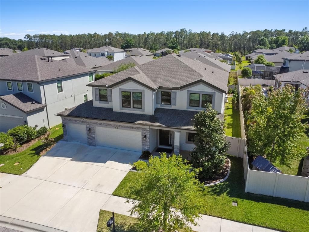 21820 INDIAN SUMMER DRIVE LAND O LAKES, FL 34637