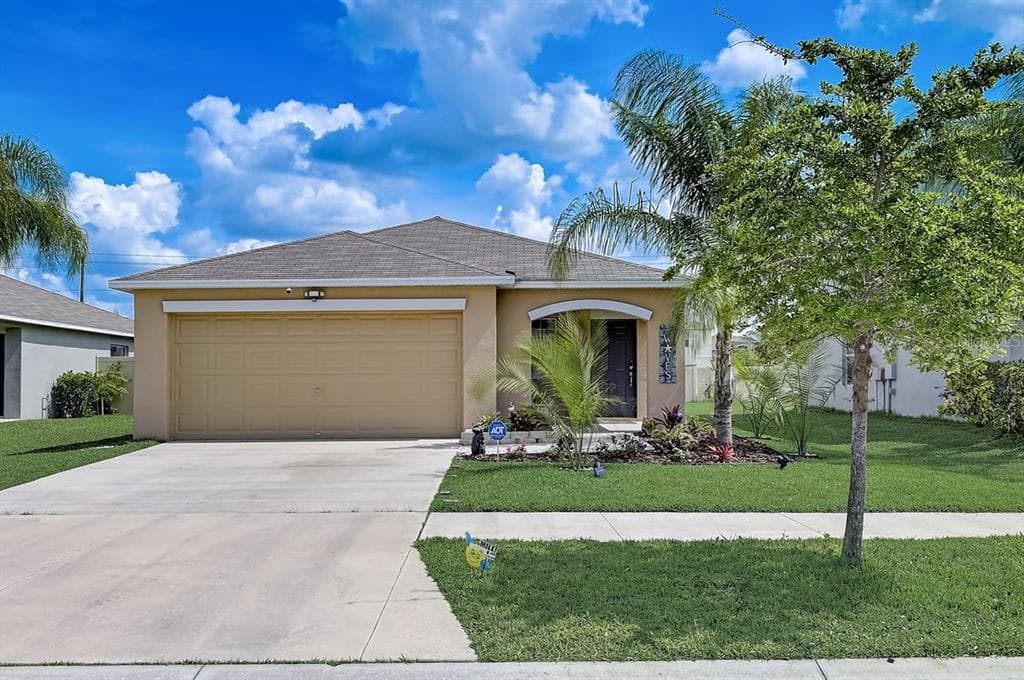 317 CASCADE BEND DRIVE RUSKIN, FL 33570