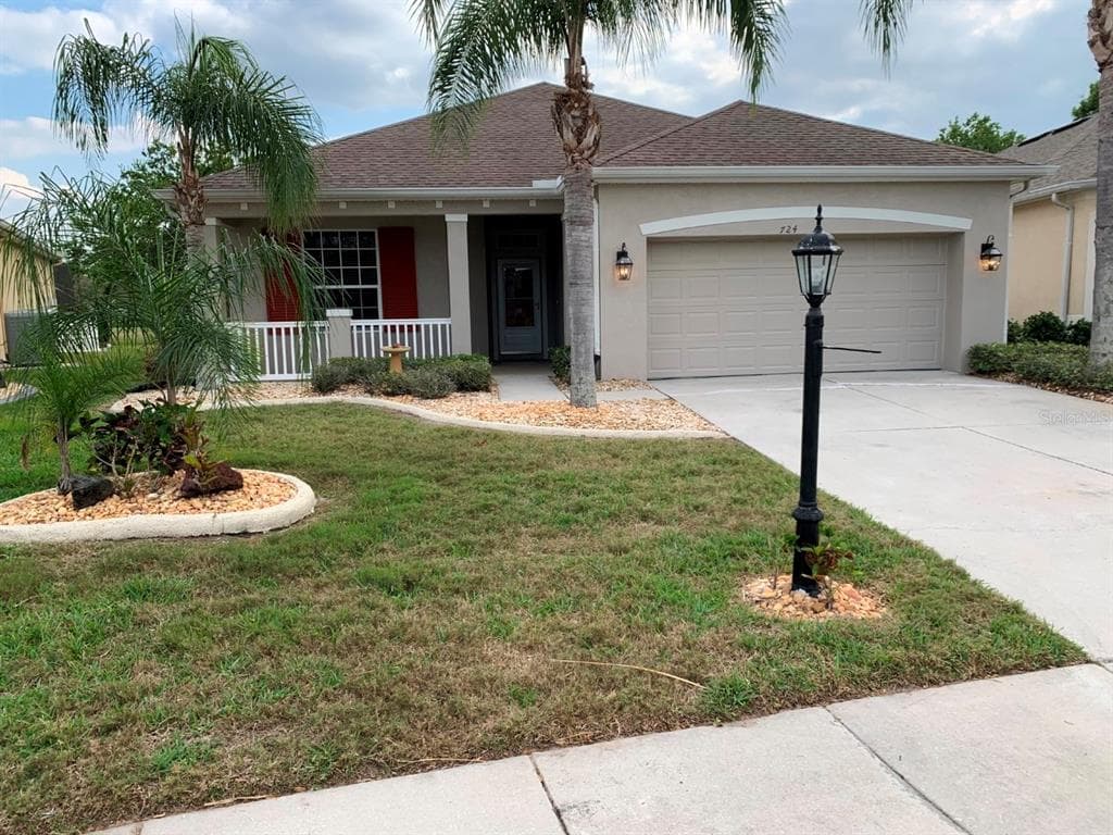 724 CAMELLIA GREEN DRIVE SUN CITY CENTER, FL 33573