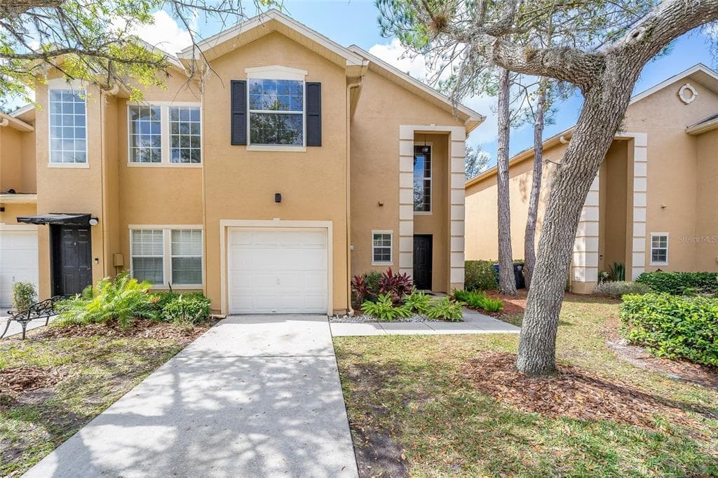 16308 NEWBURY PALMS COURT TAMPA, FL 33647