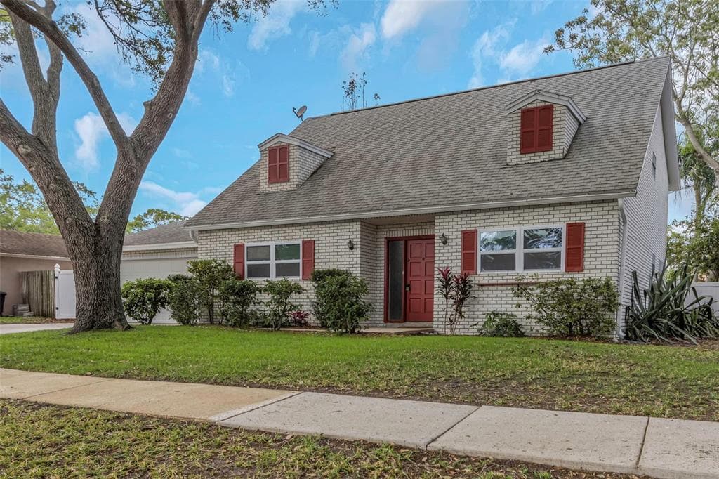3074 DIAMOND HEAD DRIVE E CLEARWATER, FL 33761