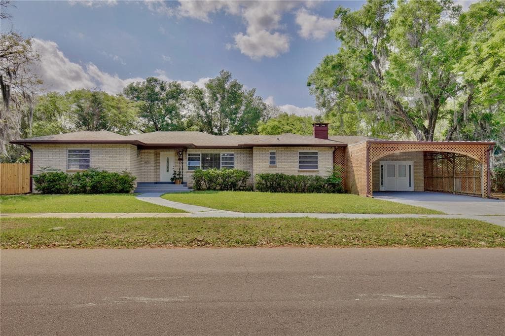 1140 W RICH AVENUE