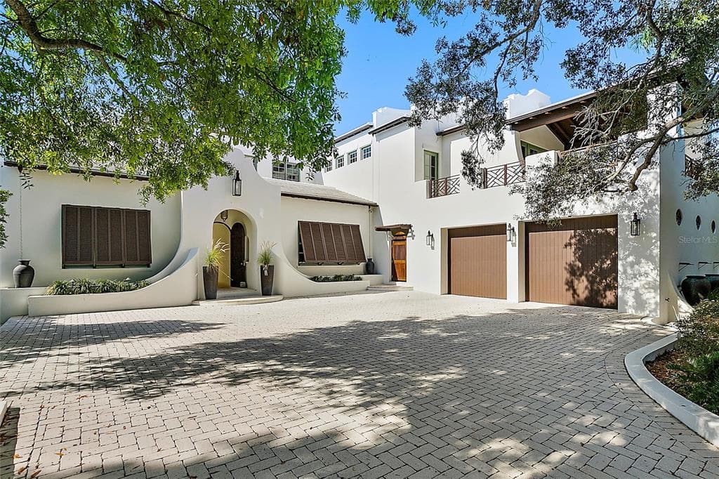470 COFFEE POT RIVIERA NE