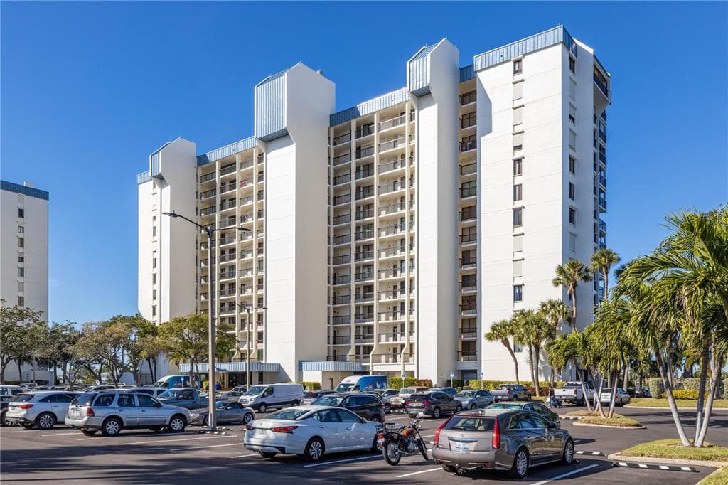 9495 BLIND PASS ROAD UNIT 206 ST PETE BEACH, FL 33706