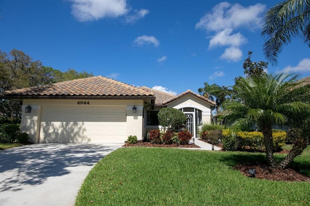 4544 DEER TRAIL BOULEVARD SARASOTA, FL 34238