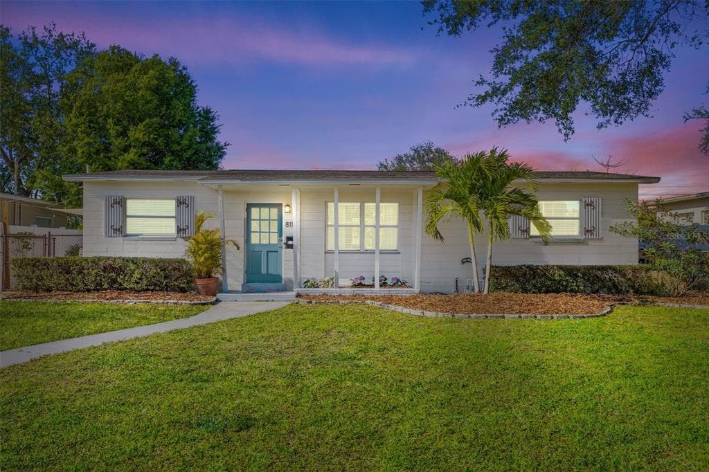 811 39TH AVENUE NE ST PETERSBURG, FL 33703