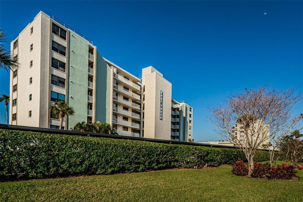 200 WOODETTE DRIVE UNIT 302B