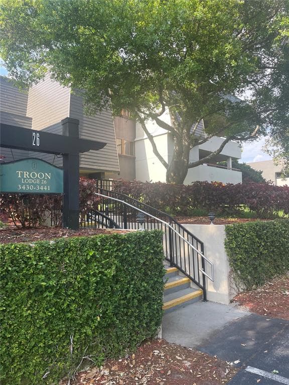 36750 US HIGHWAY 19 N UNIT 26-304