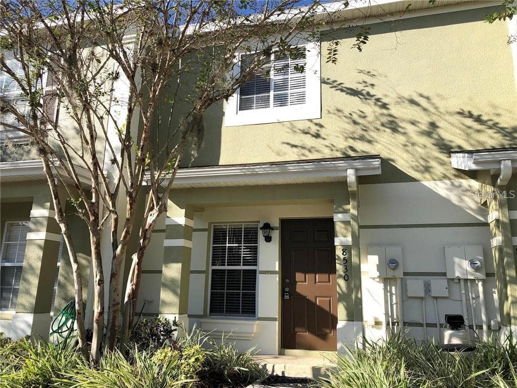 8530 BRUSHLEAF WAY TAMPA, FL 33647