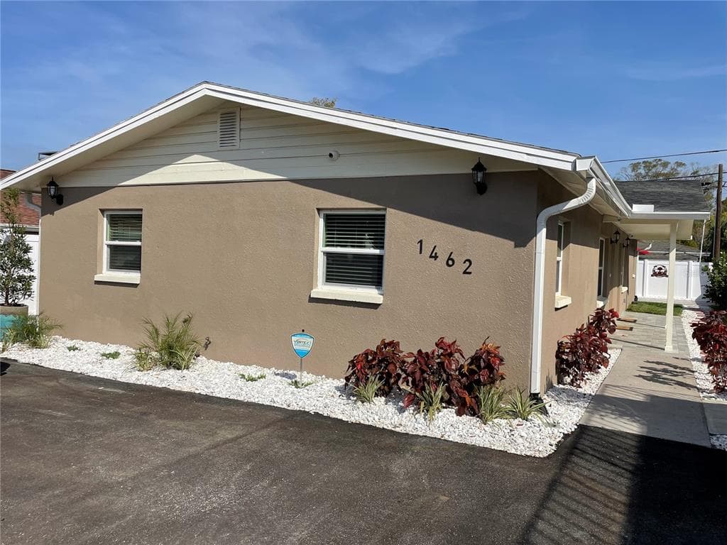 1462 CLEVELAND STREET UNIT 1 CLEARWATER, FL 33755