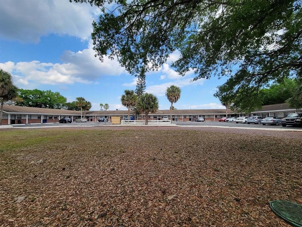 801 60TH STREET N UNIT 114 ST PETERSBURG, FL 33710
