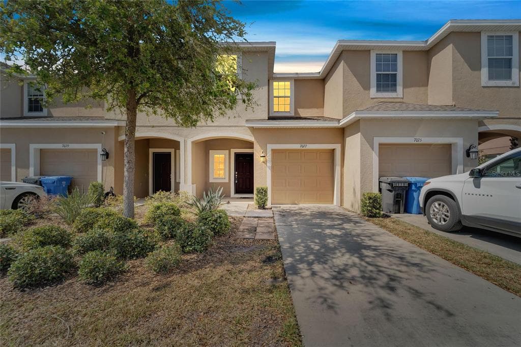 7077 TOWNE LAKE ROAD RIVERVIEW, FL 33578