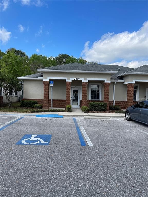 2607 WINDGUARD CIRCLE UNIT 101 WESLEY CHAPEL, FL 33544