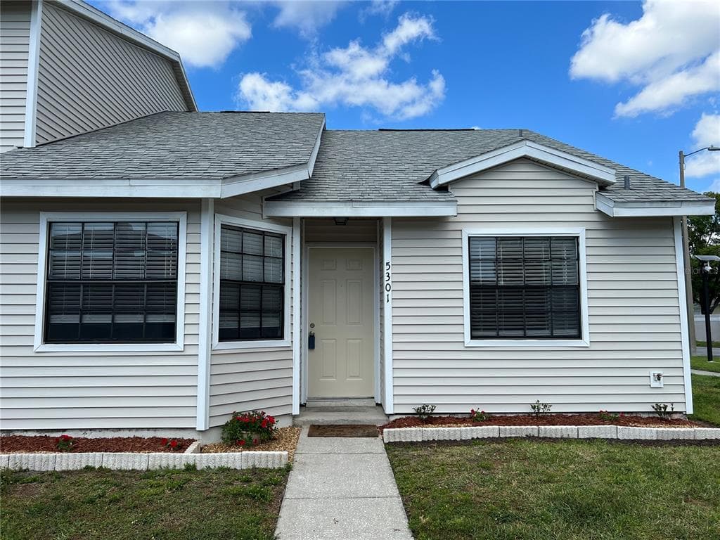 5301 LADYWELL COURT TAMPA, FL 33624