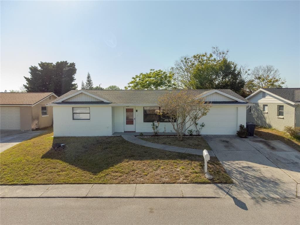 9301 PALM AVENUE PORT RICHEY, FL 34668