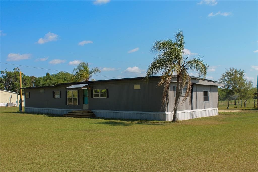 1833 STREETMAN DRIVE LITHIA, FL 33547