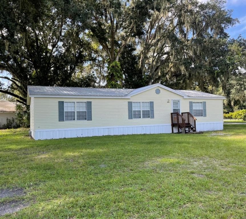 2803 MCGEE ROAD PLANT CITY, FL 33565
