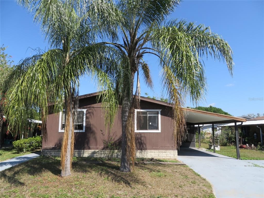 36147 ZINNIA AVENUE ZEPHYRHILLS, FL 33541