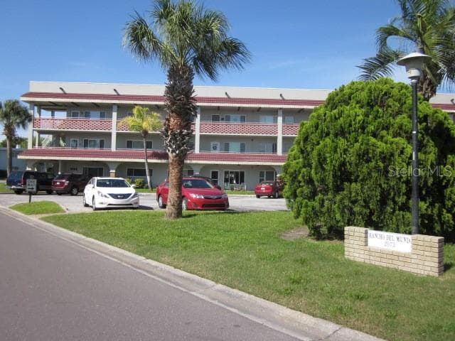 2073 DENMARK STREET UNIT 25 CLEARWATER, FL 33763