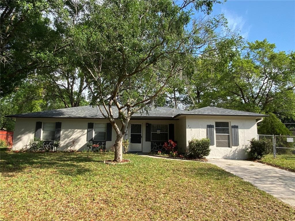 244 PADGETT PLACE N LAKELAND, FL 33809