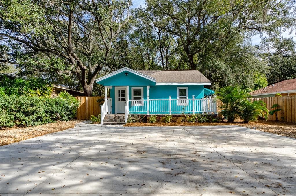 3117 HURON AVENUE OLDSMAR, FL 34677