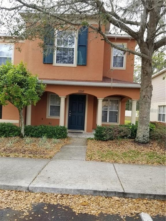 10849 LAKE SAINT CHARLES BOULEVARD RIVERVIEW, FL 33578