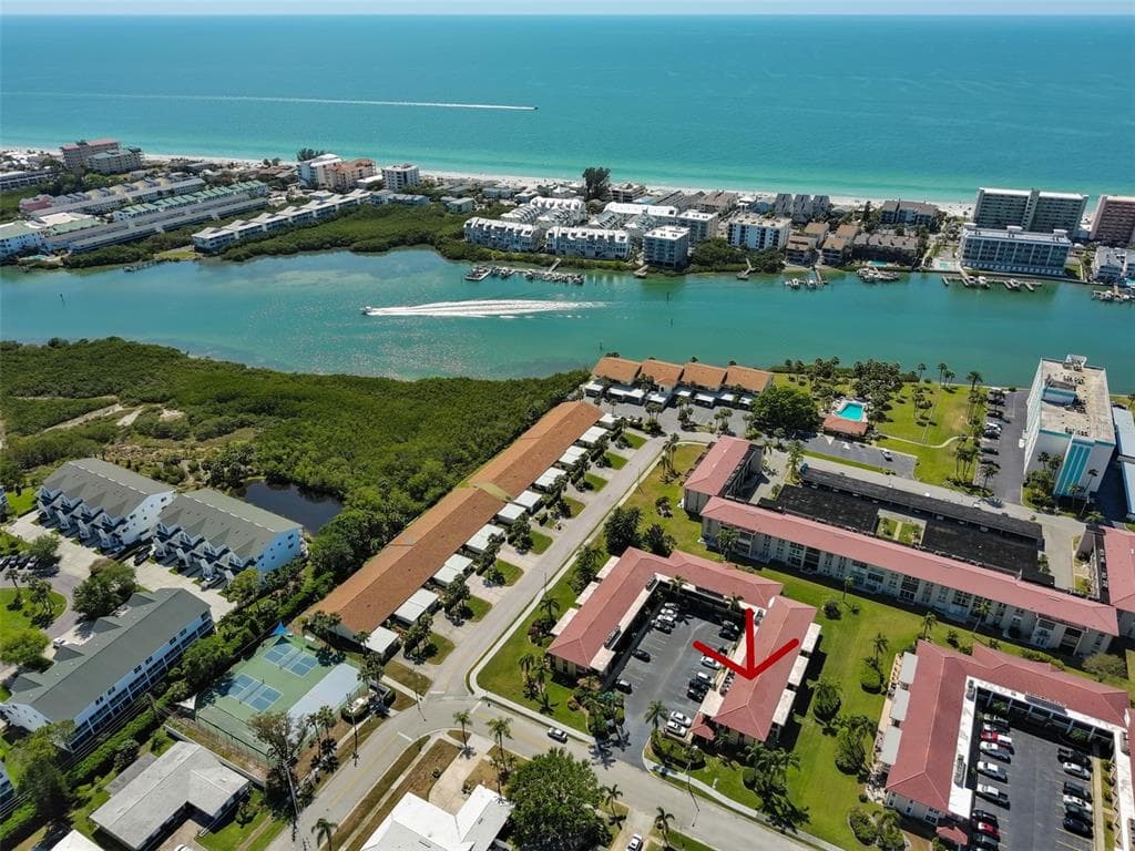 10190 IMPERIAL POINT DRIVE W UNIT 12 LARGO, FL 33774