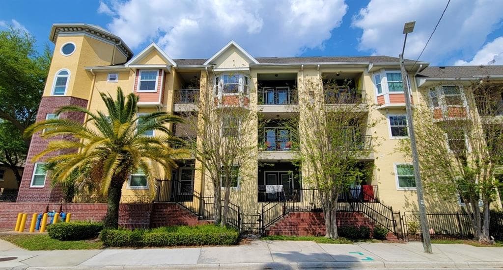 1810 E PALM AVENUE UNIT 1112 TAMPA, FL 33605