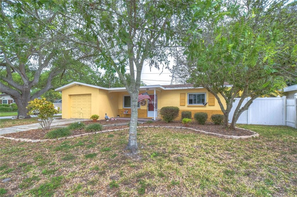 1034 WOODBROOK DRIVE S LARGO, FL 33770