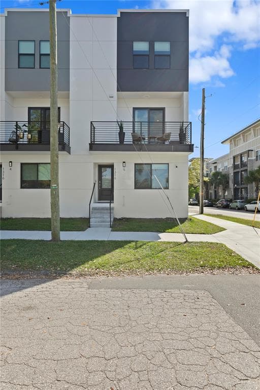 1316 W CARMEN STREET UNIT 5 TAMPA, FL 33606