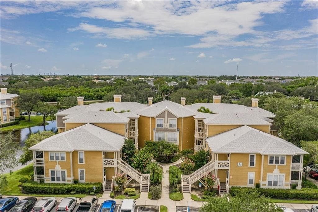 115 112TH AVENUE NE UNIT 622 ST PETERSBURG, FL 33716