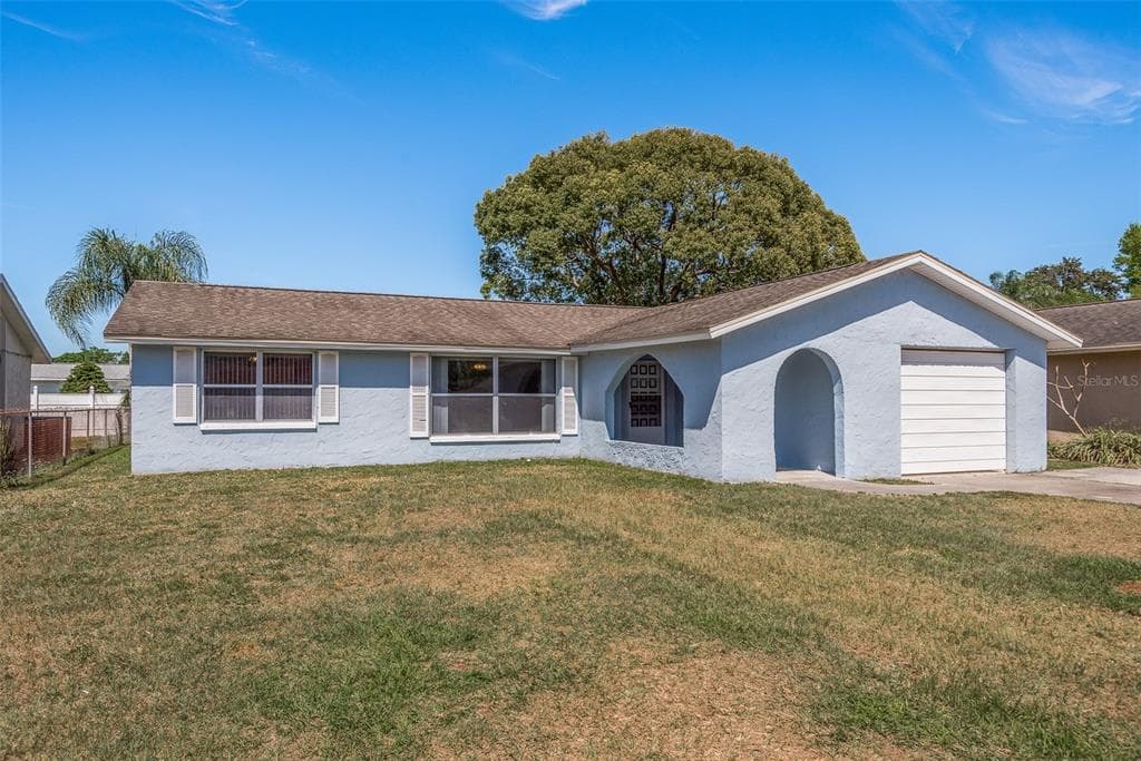 7431 CARMEL AVENUE NEW PORT RICHEY, FL 34655