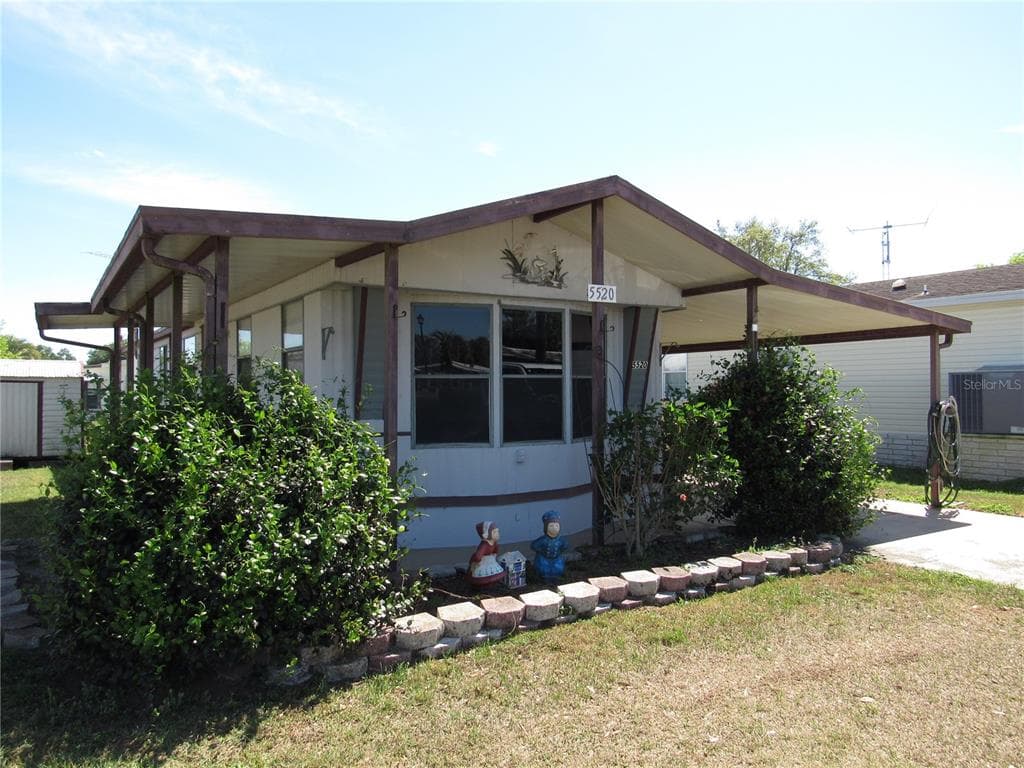 5520 DEAN DAIRY ROAD ZEPHYRHILLS, FL 33541