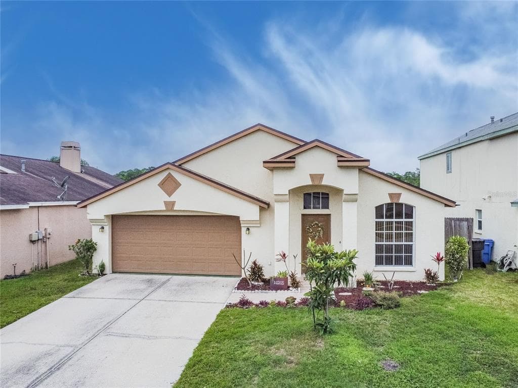 10205 CHARLESTON CORNER ROAD TAMPA, FL 33635
