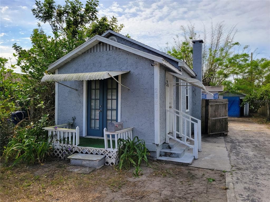 2620 N 25TH AVENUE ST PETERSBURG, FL 33713