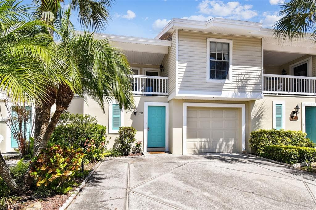 12207 SUN VISTA COURT E TREASURE ISLAND, FL 33706