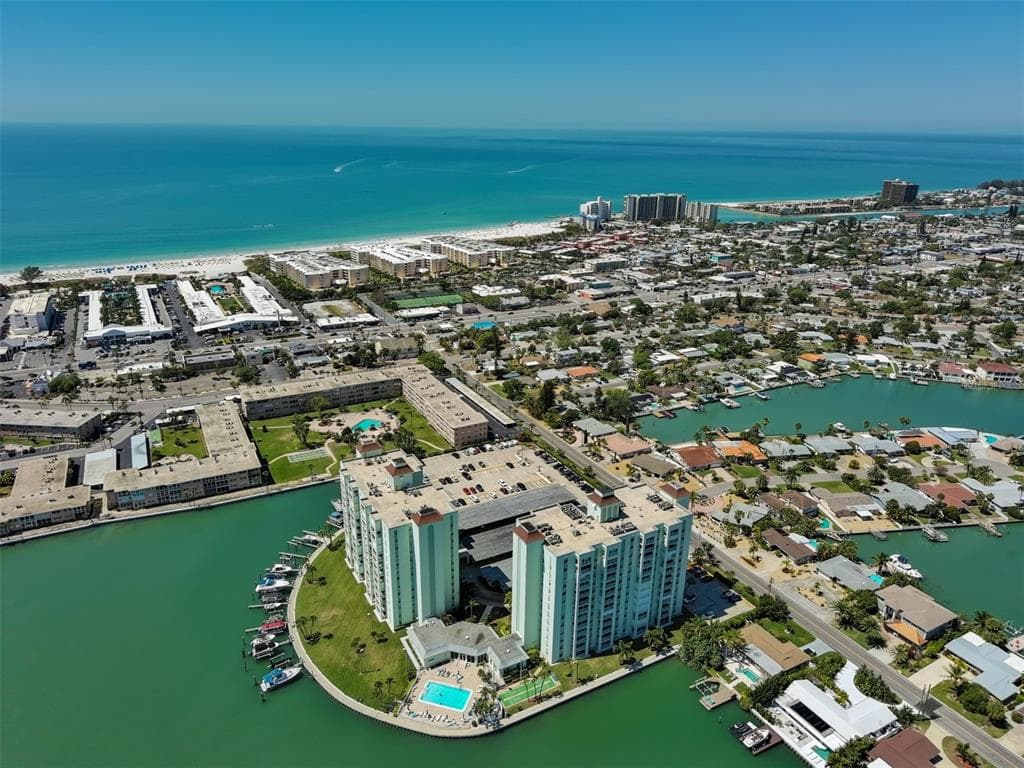 420 64TH AVENUE UNIT 903