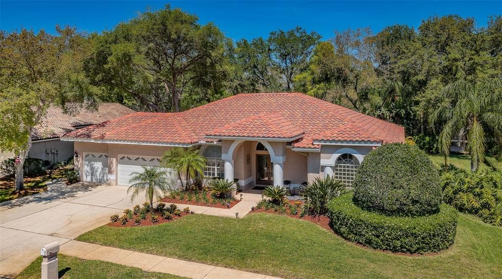 4785 HAMPTON COURT OLDSMAR, FL 34677
