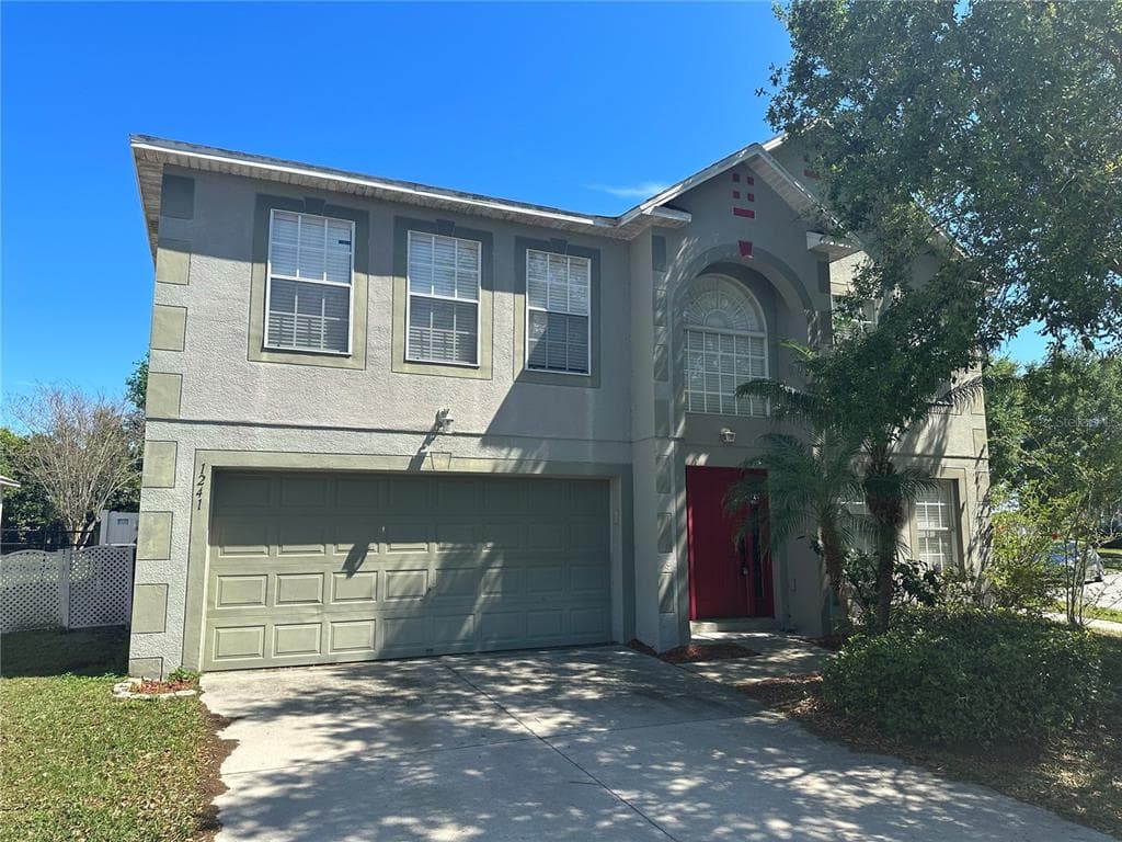 1241 MYOPIA HUNT CLUB DRIVE AUBURNDALE, FL 33823