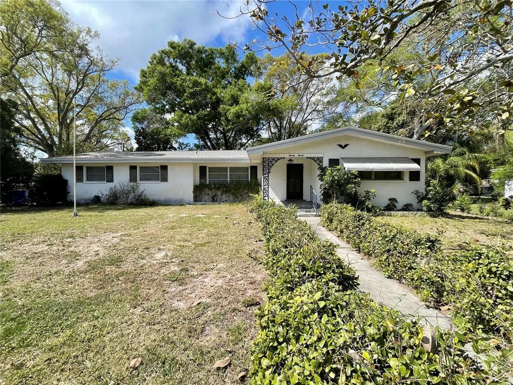 2020 NIGELS DRIVE DUNEDIN, FL 34698