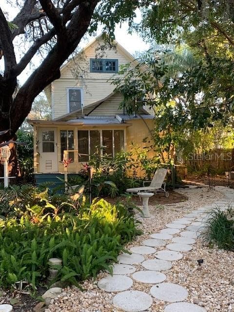 231 MONROE STREET DUNEDIN, FL 34698