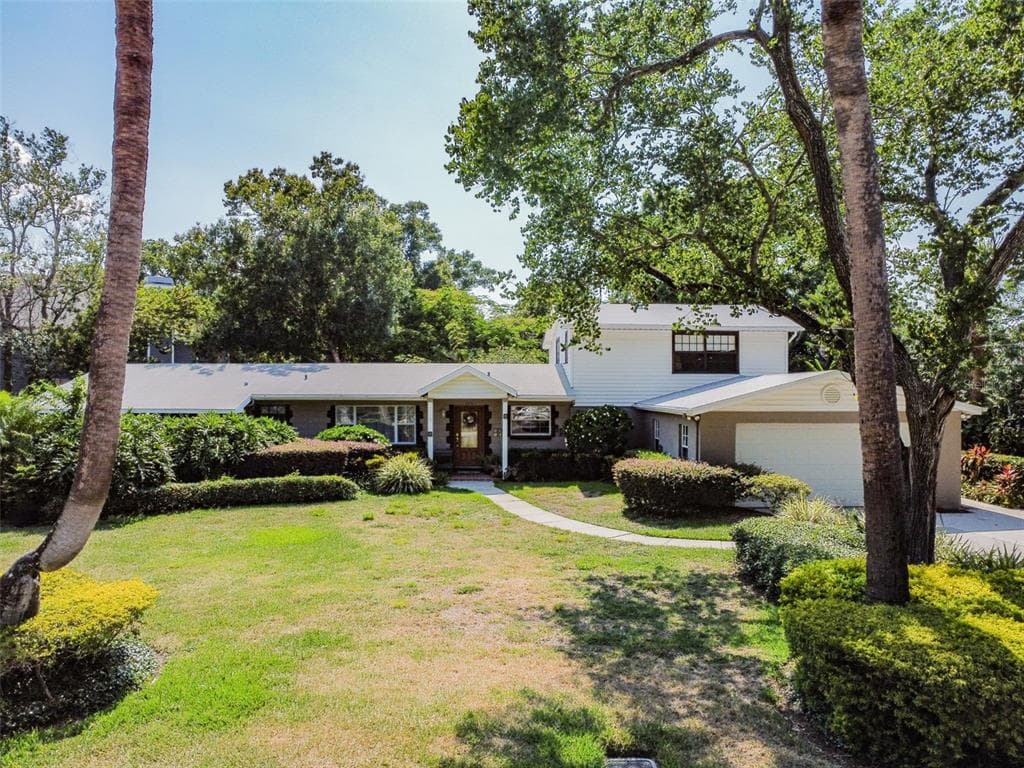 3323 S SHAMROCK ROAD TAMPA, FL 33629