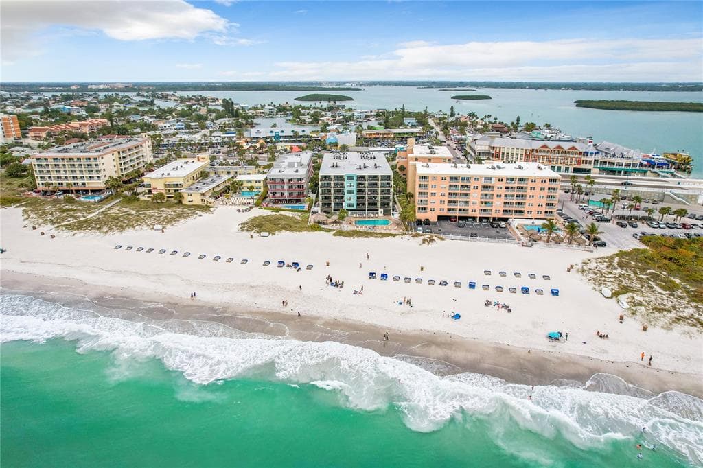 12924 GULF BOULEVARD UNIT 404 MADEIRA BEACH, FL 33708