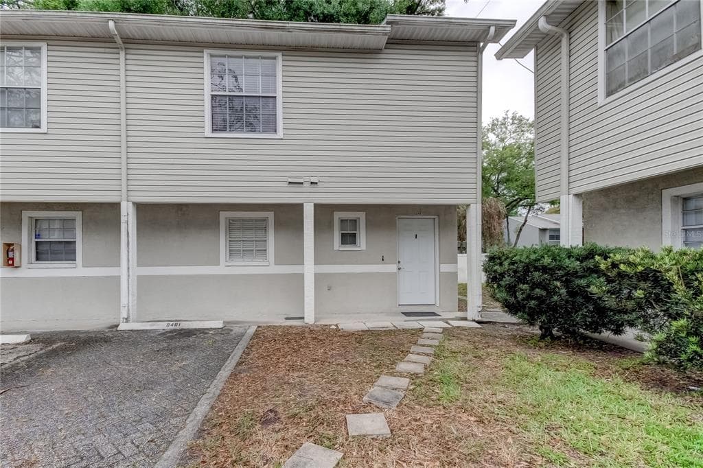 3607 W IDLEWILD AVENUE UNIT 401 TAMPA, FL 33614
