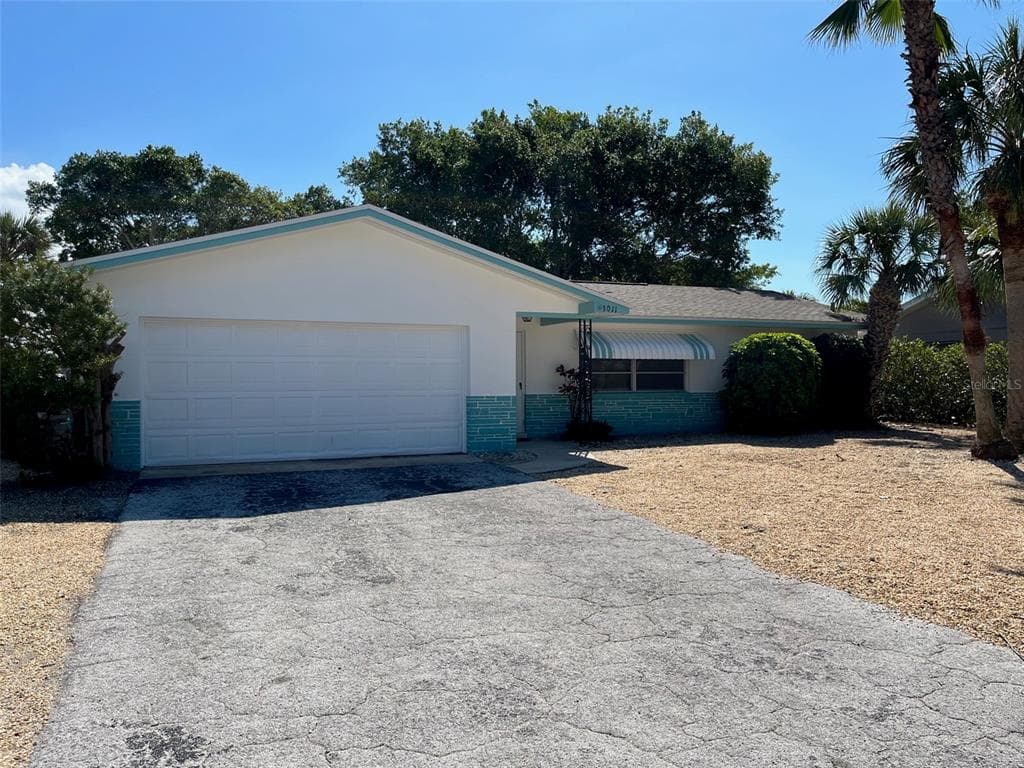 3011 ALTON DRIVE ST PETE BEACH, FL 33706