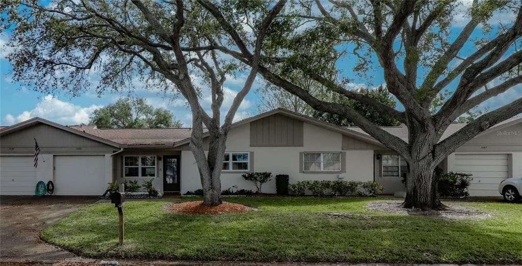 1491 HEATHER RIDGE BOULEVARD DUNEDIN, FL 34698