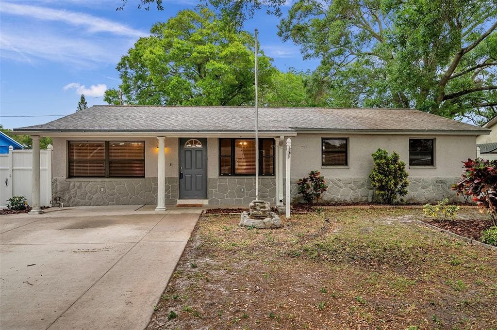 8309 ROSE TERRACE LARGO, FL 33777