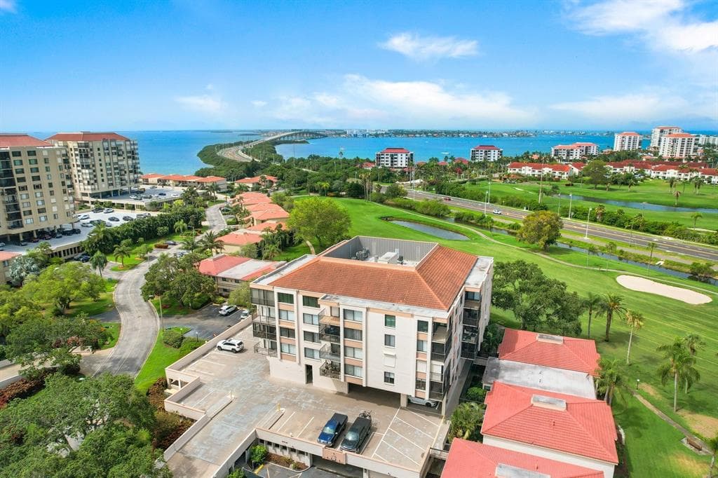 6269 PALMA DEL MAR BOULEVARD S UNIT 302 ST PETERSBURG, FL 33715